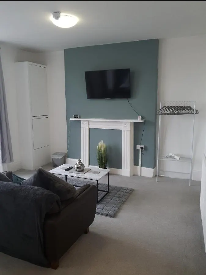The Old Office - 1 Bed Studio Swansea 0*,
